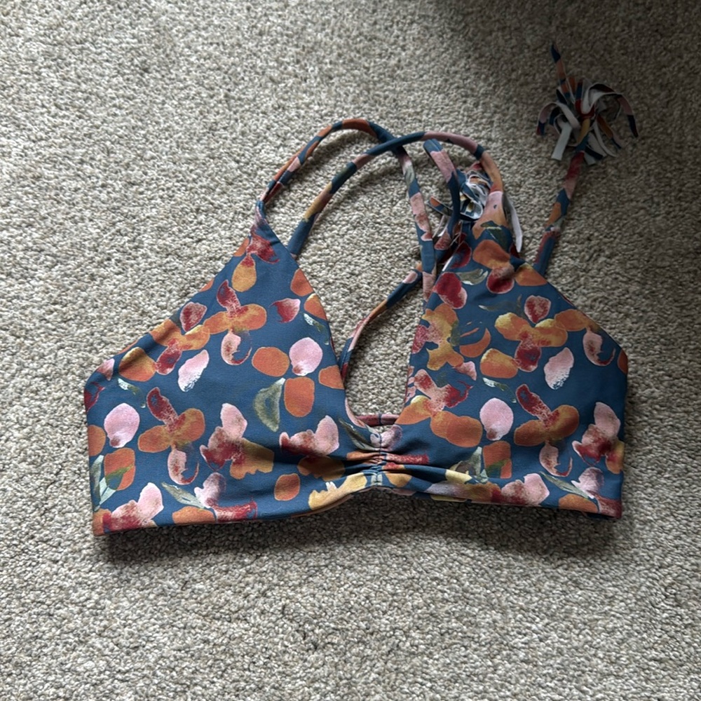 Midori bikini swim top size Small